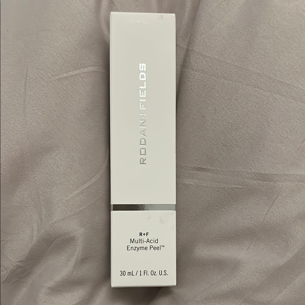 Brand ✨New✨Unopened Rodan + Fields Multi-Acid Enzyme Peel 🤩
